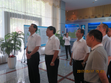 龍巖市市長(zhǎng)林興祿，龍巖市委副書(shū)記、新羅區(qū)委書(shū)記何明華 蒞臨我司視察指導(dǎo)工作