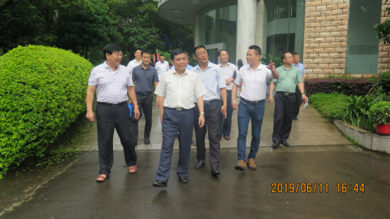 省市場監(jiān)督管理局副局長、省藥品監(jiān)督管理局局長俞開海 一行蒞臨我司檢查指導(dǎo)工作